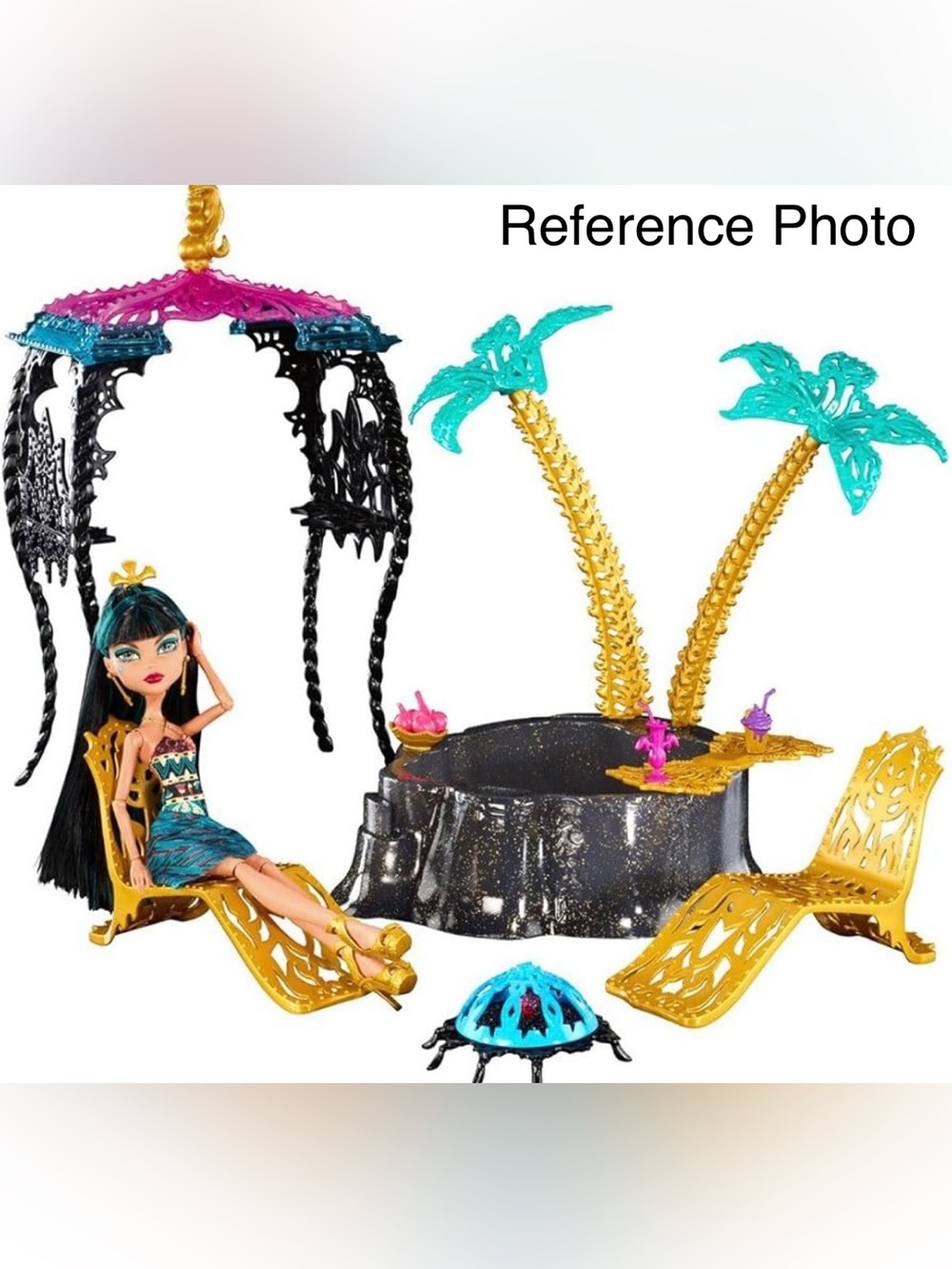 13 Wishes Desert Fright Oasis Playset & Cleo de Nile Doll Monster High